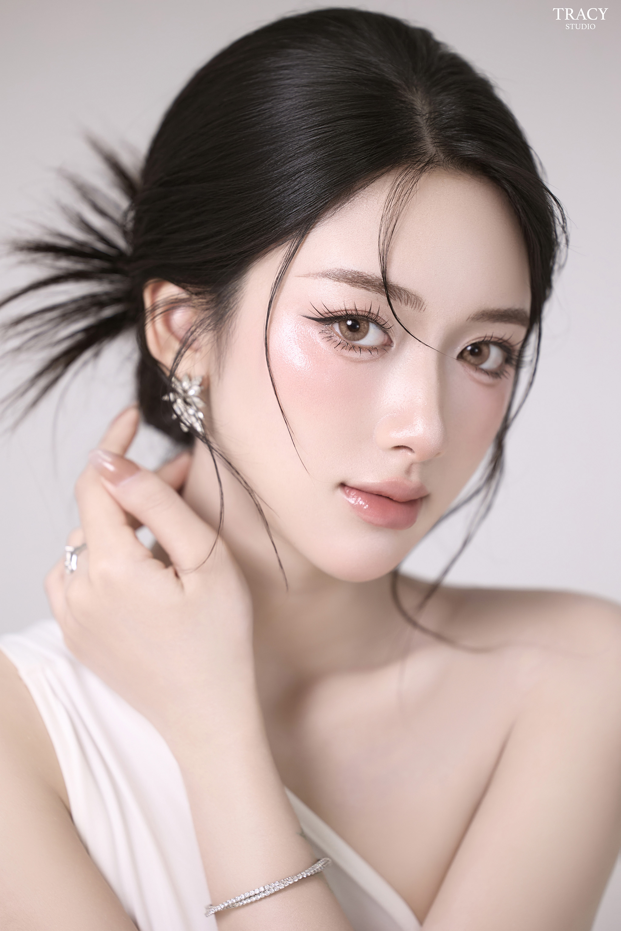 frontend/img/gallery/anh-beauty/tracy1098 copy 2.jpg